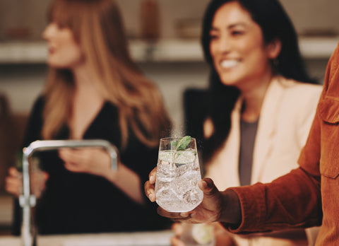 Leitungswasser trinken? Trotz Kalk und alter Rohre?